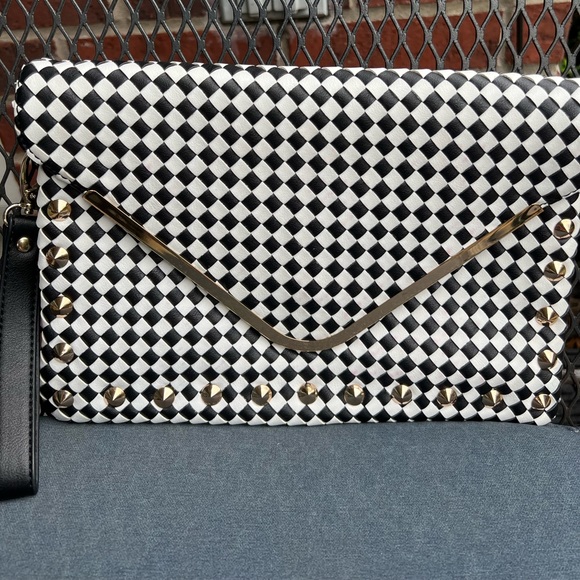 EUC Aldo Clutch/Wristlet in Black/White and Gold-toned accents. - Picture 3 of 6
